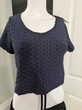 Zhu’s Navy Textured Boxy Crop Top L